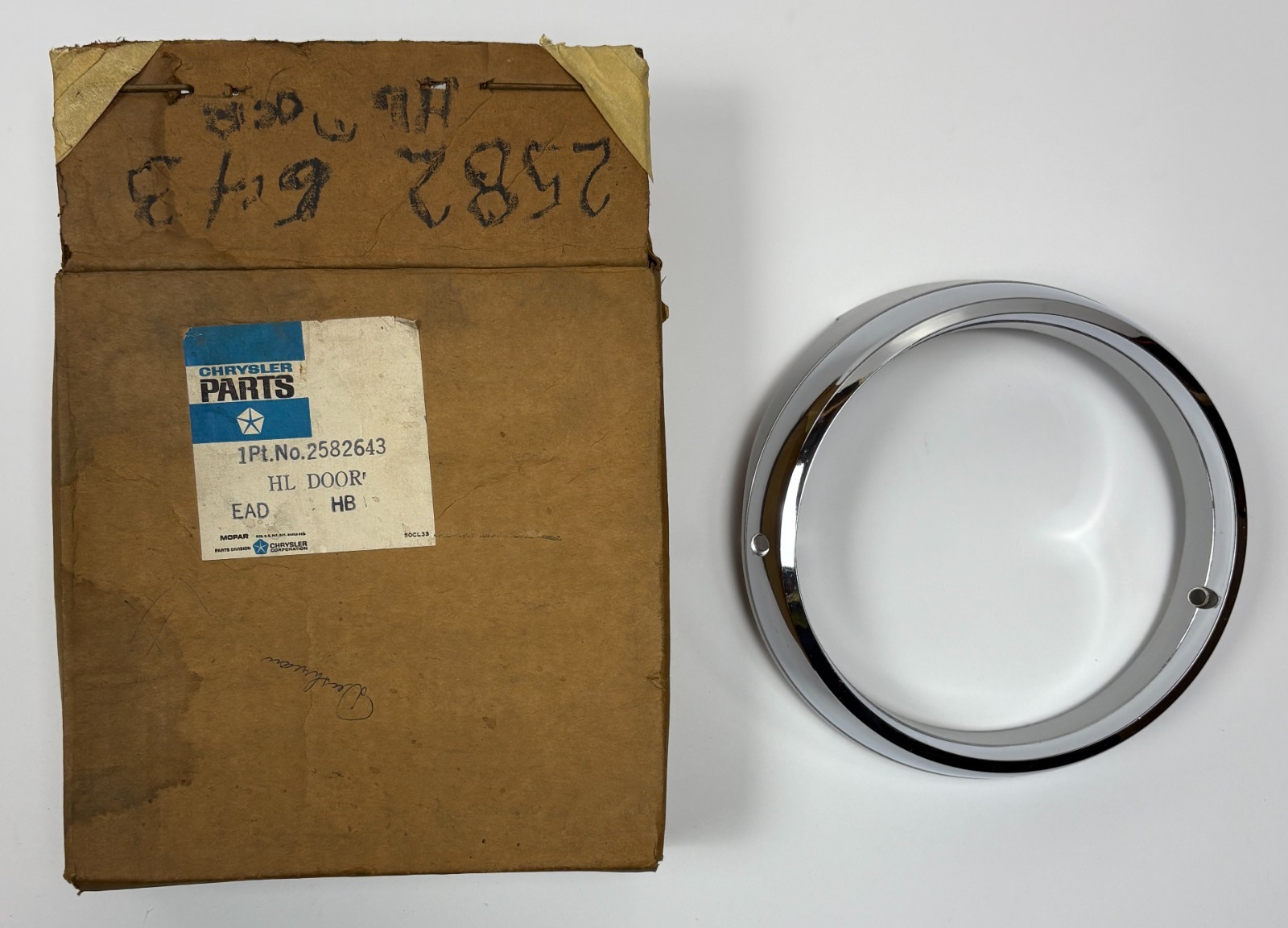 New Old Stock Left Outer Headlight Bezel for 1967 Chrysler Models Mopar #2582643 New Old Stock Left Outer Headlight Bezel for 1967 Chrysler Models Mopar #2582643