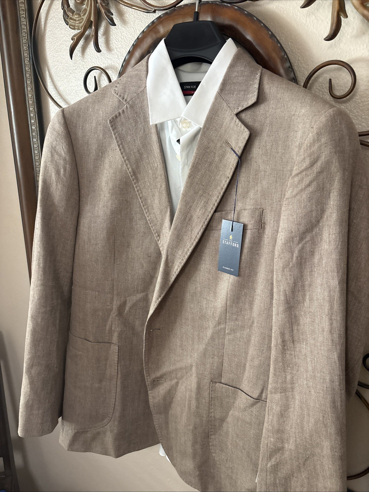 STAFFORD Classic fit Mens Blazer Sport Coat 2-Button Suit Jacket 44 R Beige NEW
