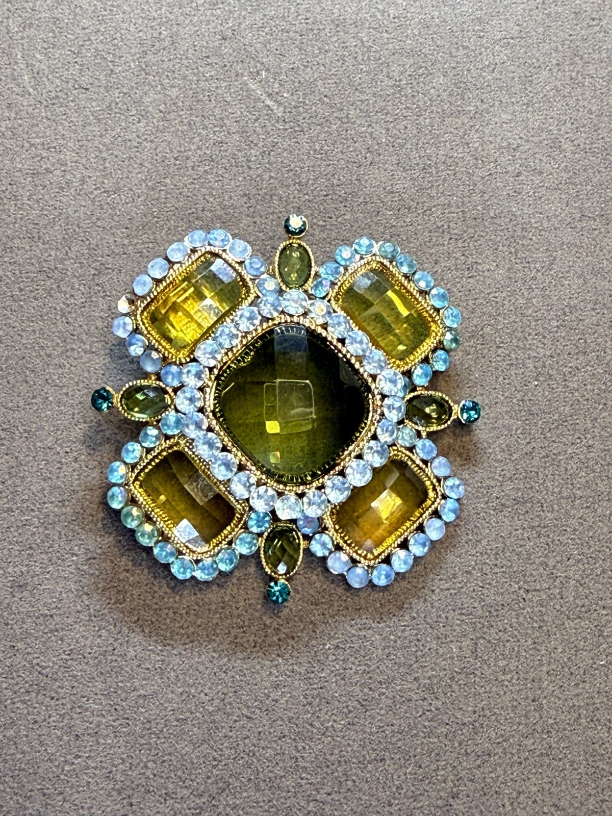Vintage Maltese Cross Brooch Gold Tone Green Blue Rhinestone Statement Pin 2