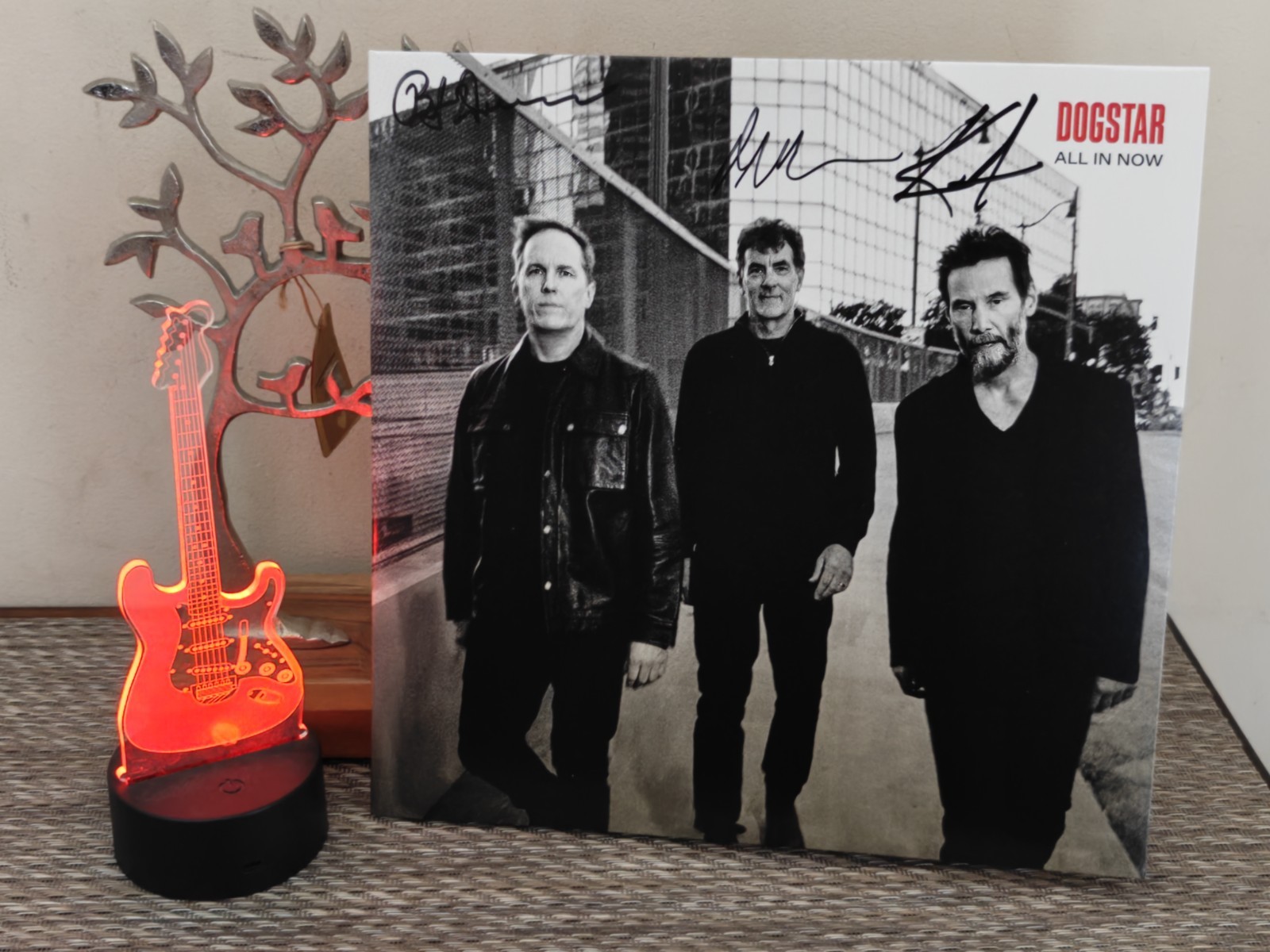 Dogstar All In Now COVER SIGNED By Keanu Reeves Opaque Red Marbled Vinyl In Hand Dogstar All In Now COVER SIGNED By Keanu Reeves Opaque Red Marbled Vinyl In Hand