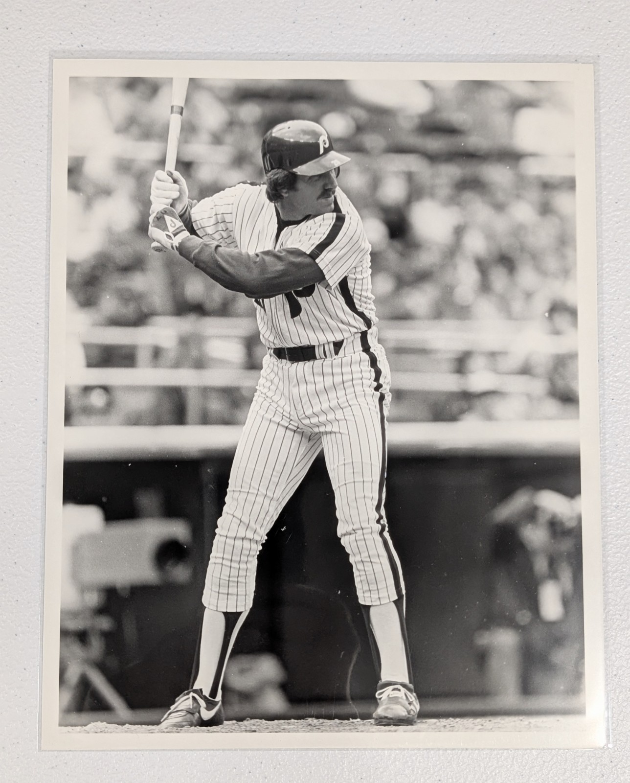 Undated press photo - Mike Schmidt - HOF 3B - 8x10 - Philadelphia Phillies Undated press photo - Mike Schmidt - HOF 3B - 8x10 - Philadelphia Phillies