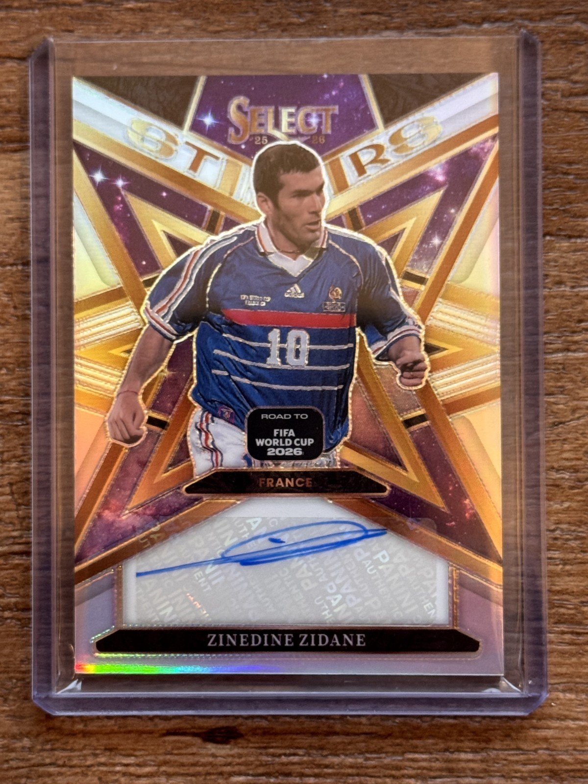 Zinedine Zidane 2025 Panini Select Purple Prizm Auto Card ST-ZZ