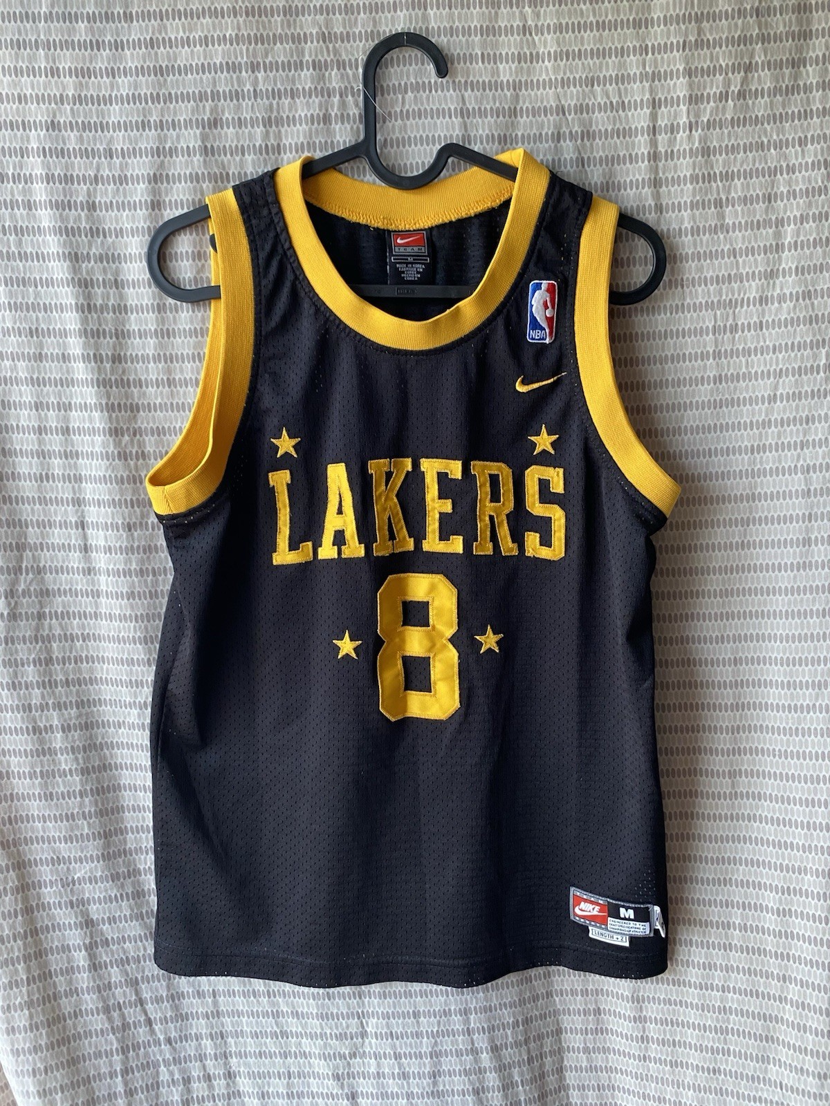 Vintage Nike Los Angeles Lakers Kobe Bryant #8 Black Stars 2004 2005 Jersey med Vintage Nike Los Angeles Lakers Kobe Bryant #8 Black Stars 2004 2005 Jersey med