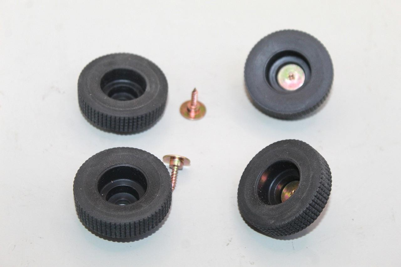 4pc Set of Feet for Technics SL-BD20D Semi-Automatic Turntable Original Parts