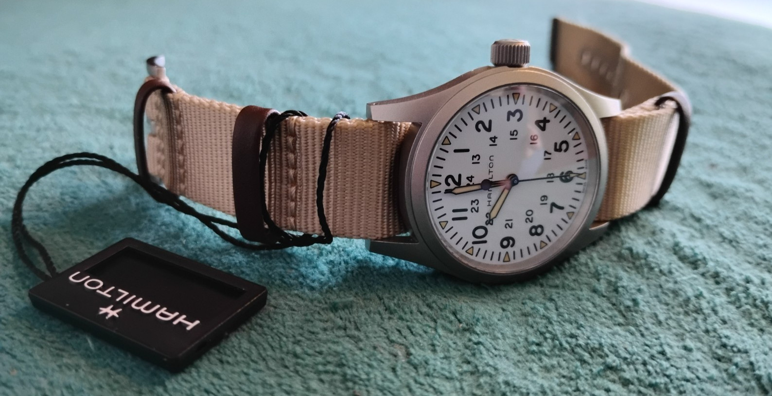 Sandblasted Hamilton Khaki Field Mechanical 38mm With Hamilton Beige NATO Strap