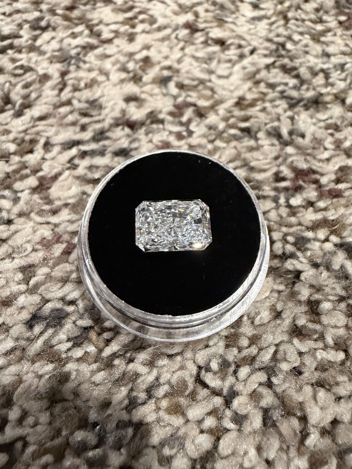3.03 Ct Lab Grown Radiant Diamond E Color VS1 3.03 Ct Lab Grown Radiant Diamond E Color VS1