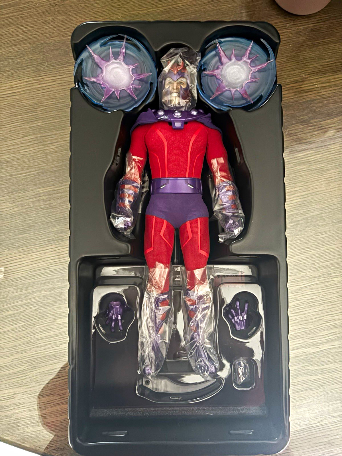 Honō Studio HS02 X-Men Magneto 1/6 Scale Collectible Figure Honō Studio HS02 X-Men Magneto 1/6 Scale Collectible Figure