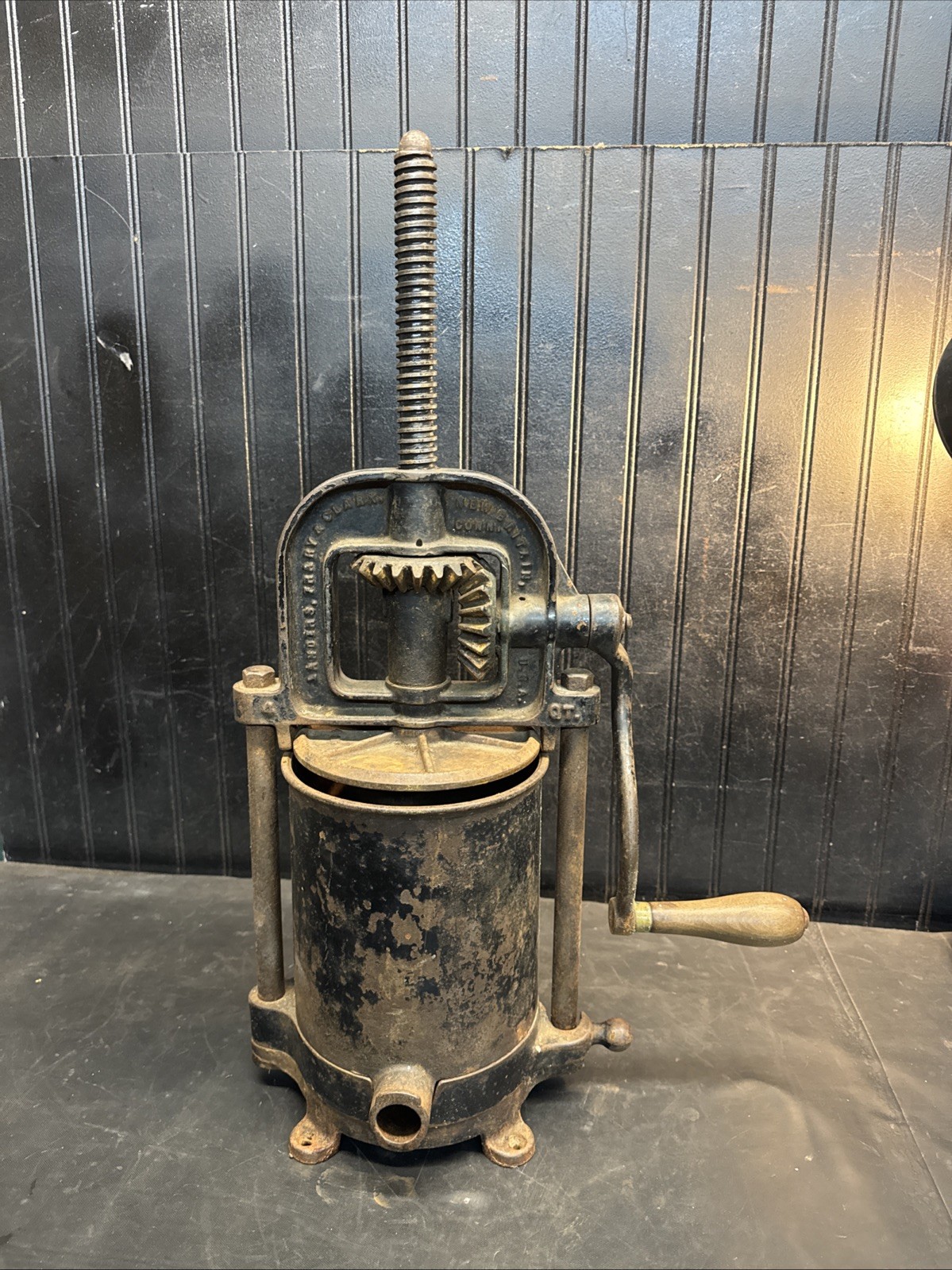 Antique  Landers Cast Iron Sausage Stuffer Fruit Lard Press 