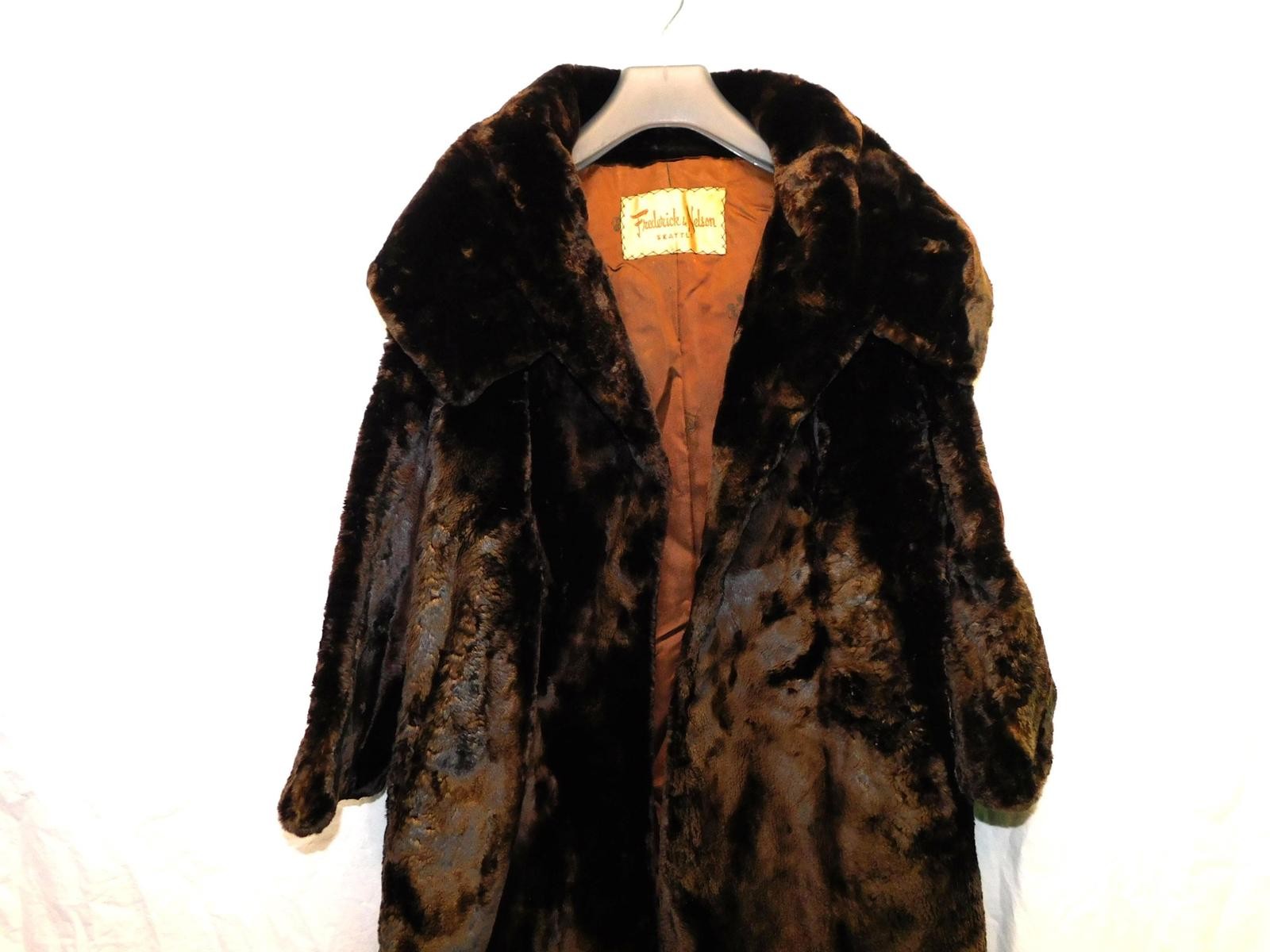Vintage Frederick Nelsen Ritter M L Dark Brown Sheared Beaver Fur Coat