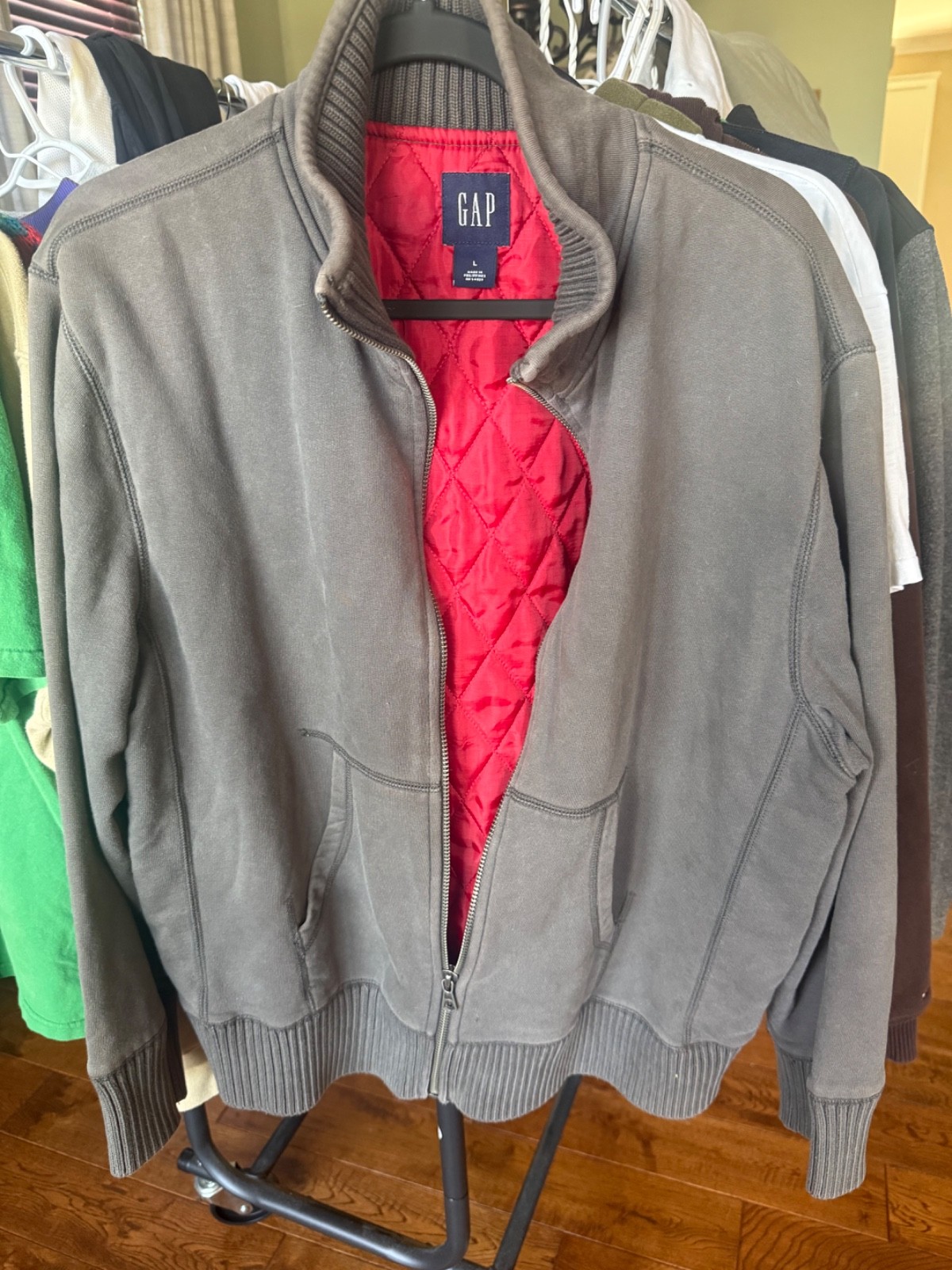 Vintage Y2K GAP Mens L Faded Black Full Zip Quilted Lined Sweatshirt Jacket Red Vintage Y2K GAP Mens L Faded Black Full Zip Quilted Lined Sweatshirt Jacket Red