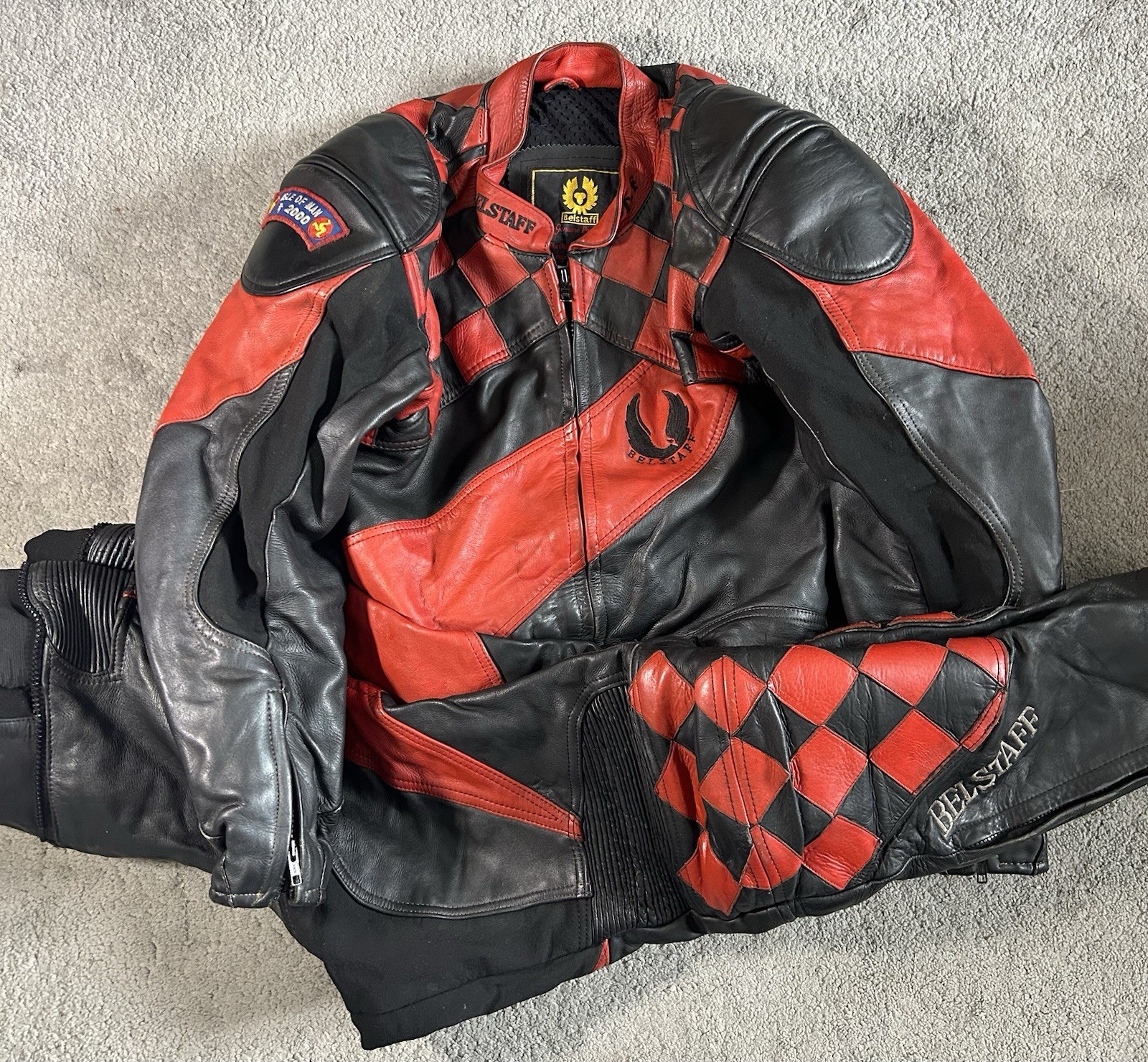 VTG Belstaff Motor Cycle Suit Chest 40 W32 L26 Red Black 2000s Isle Of White VTG Belstaff Motor Cycle Suit Chest 40 W32 L26 Red Black 2000s Isle Of White
