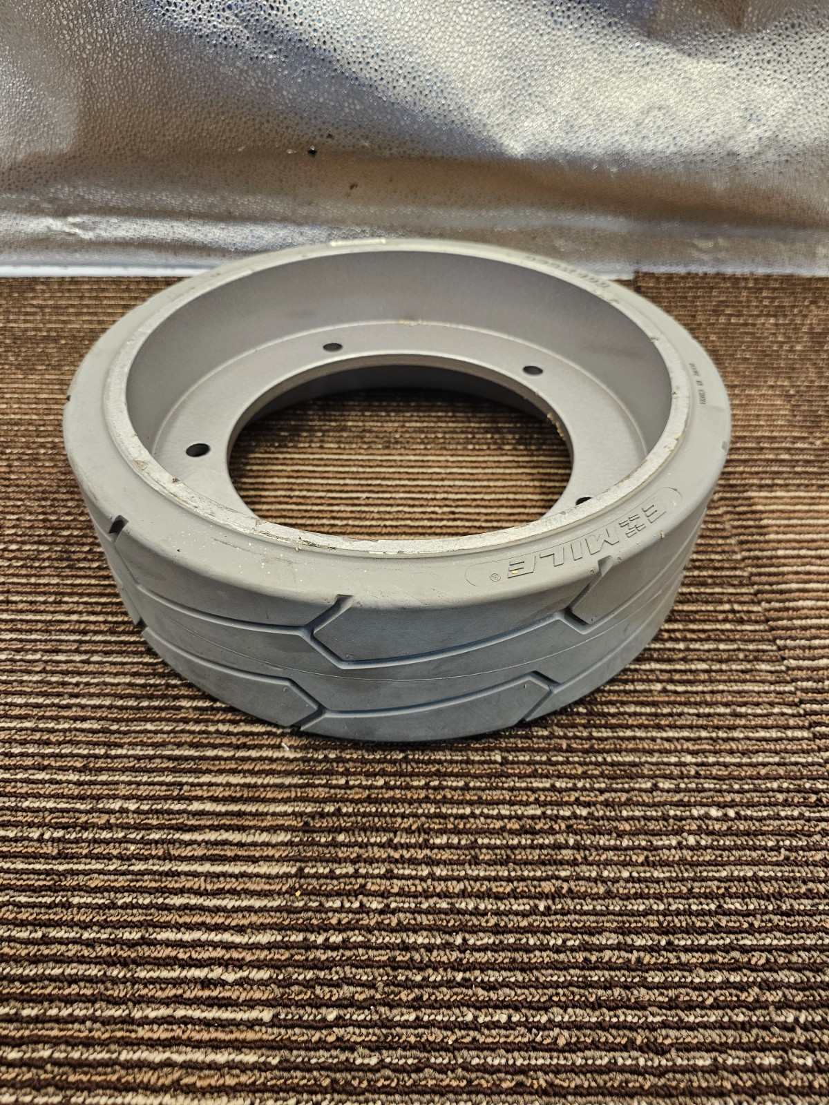 Exmile 323x100 Scissor Lift Tire & Wheel Assembly For 1930ES 6RS 1230ES 1532R