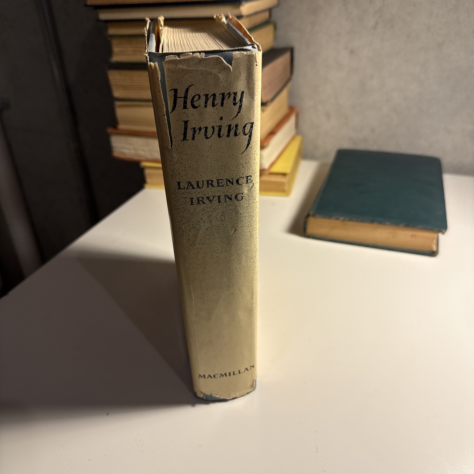Laurence IRVING / Henry Irving The Actor and His World 1st Edition 1952 Laurence IRVING / Henry Irving The Actor and His World 1st Edition 1952