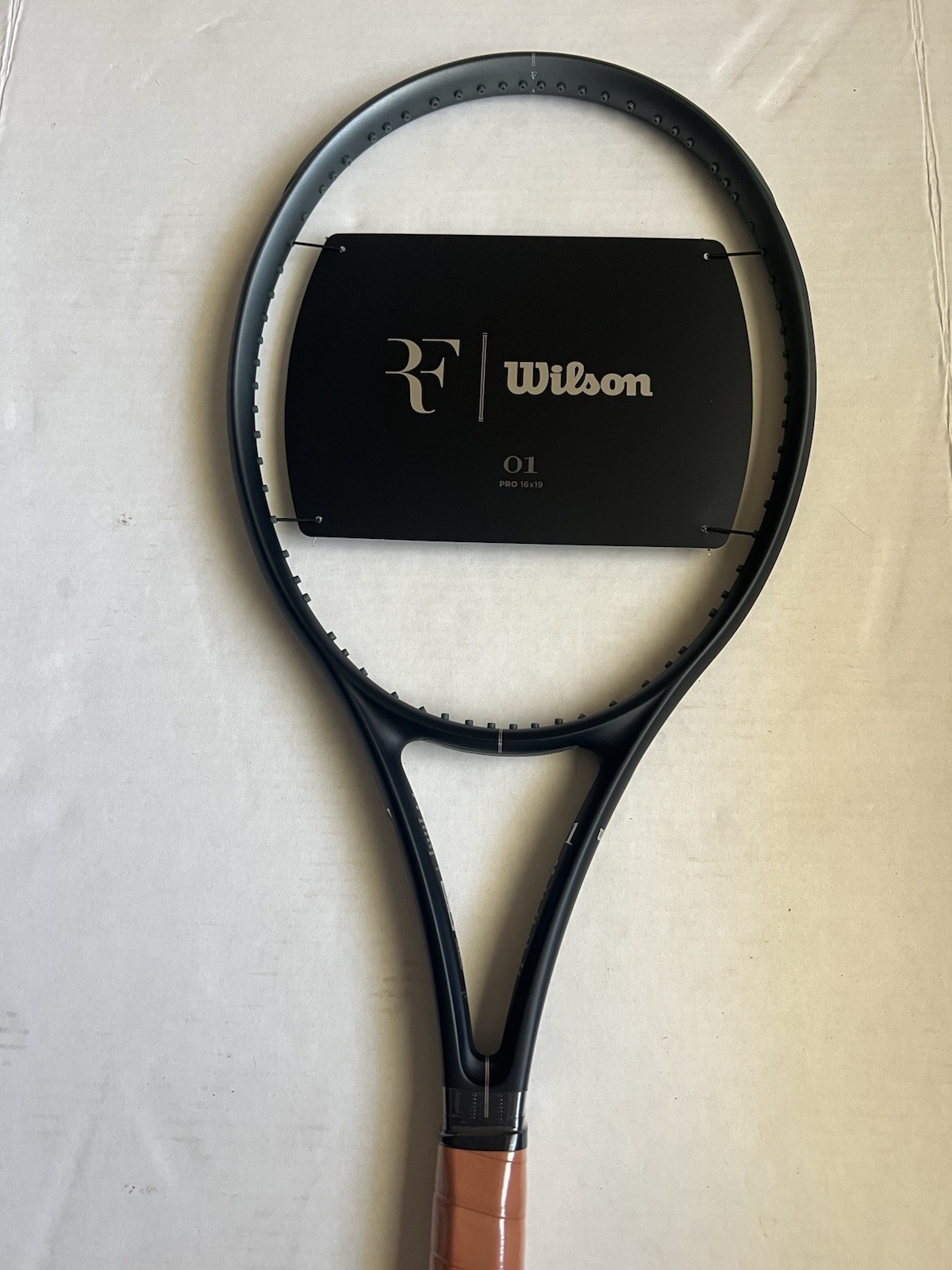 Wilson RF 01 PRO 4 3/8 New Wilson RF 01 PRO 4 3/8 New