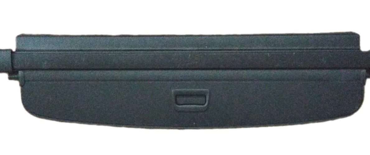 2015-2019 Volkswagen VW Golf Sportwagen Rear Retractable Cargo Cover Black 2015-2019 Volkswagen VW Golf Sportwagen Rear Retractable Cargo Cover Black