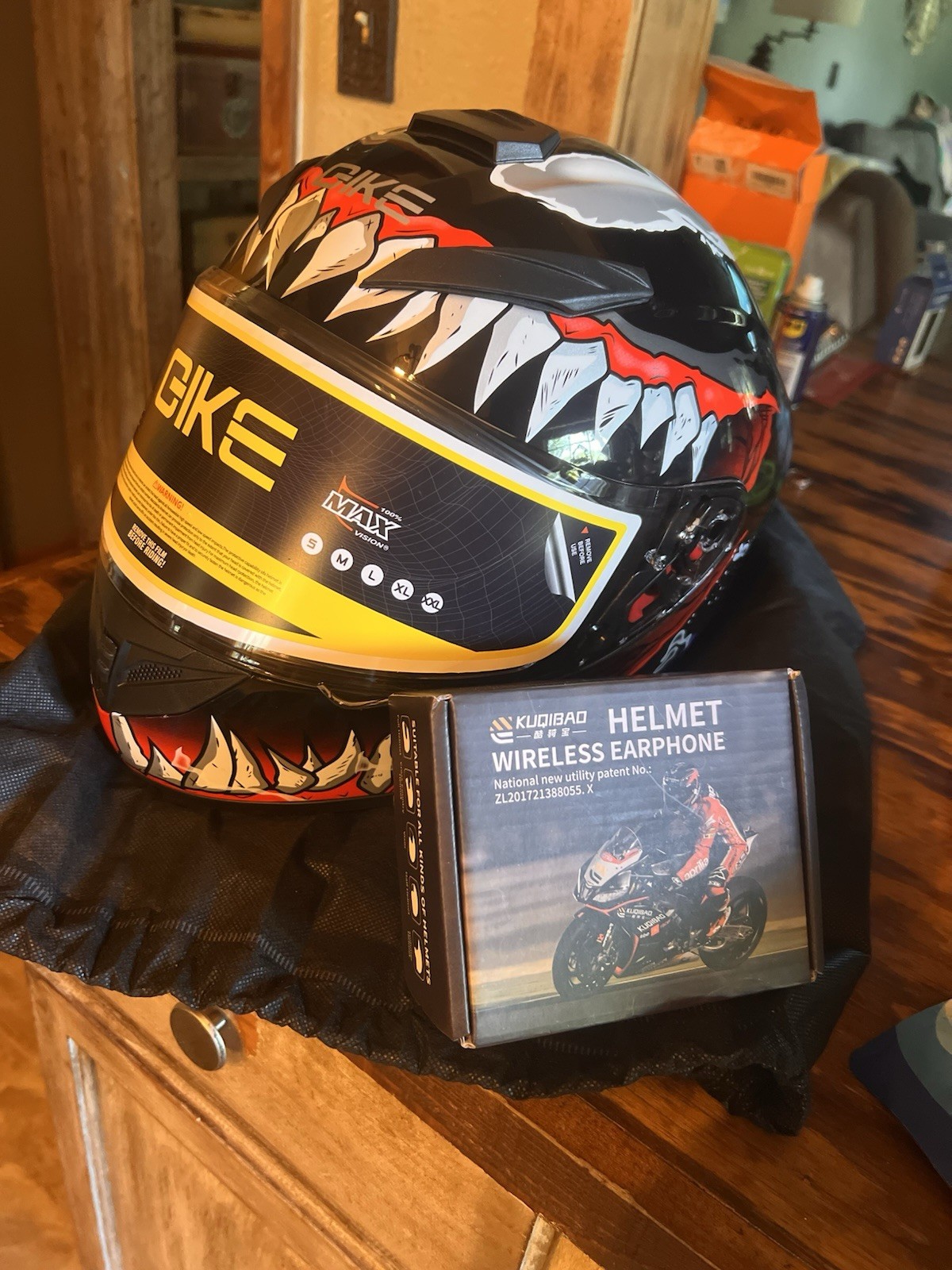 ILM Full Face Dual Visor Motorcycle Helmet Wing Pinlock Comp Model 861A W/ BT