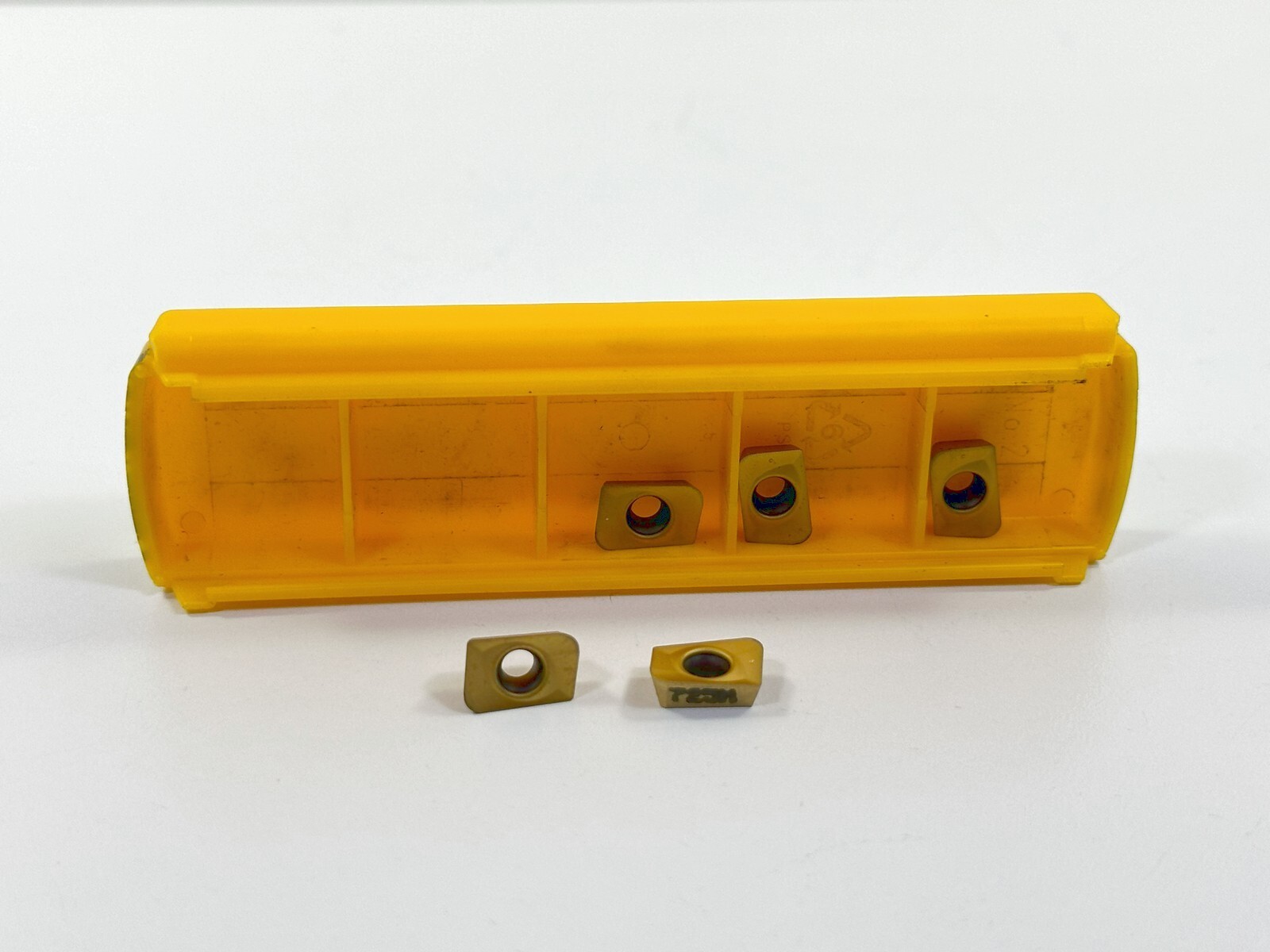 KENNAMETAL ADKT16224PDERLC New Carbide Inserts 2043236 Grade KC725M 5pcs