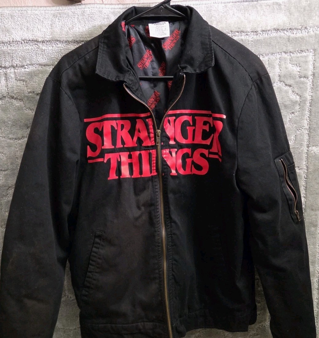 Stranger Things Netflix Jacket Black With Print On Back L Mens/Unisex Rare 