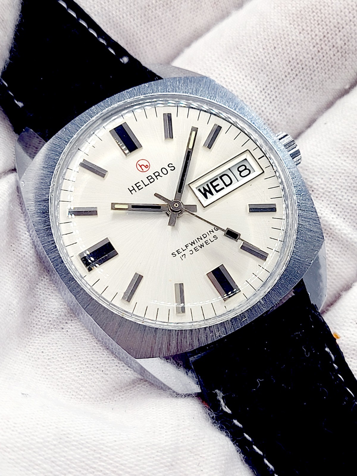 Vintage Helbros Self-Winding 17 Jewels Day/Date Automatic Watch 1970s [N. MINT]