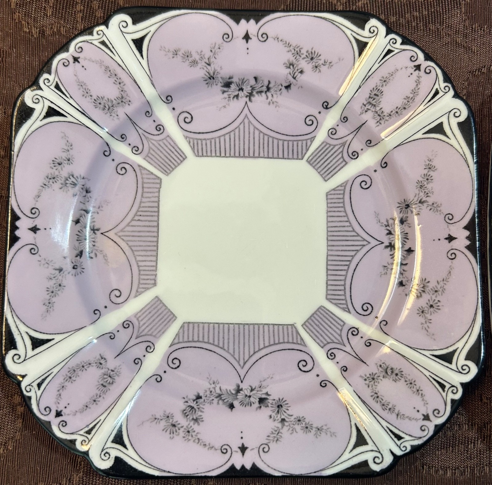 Set of 10- 1920s Shelley bone china Queen Anne shaped Garland of Flowers