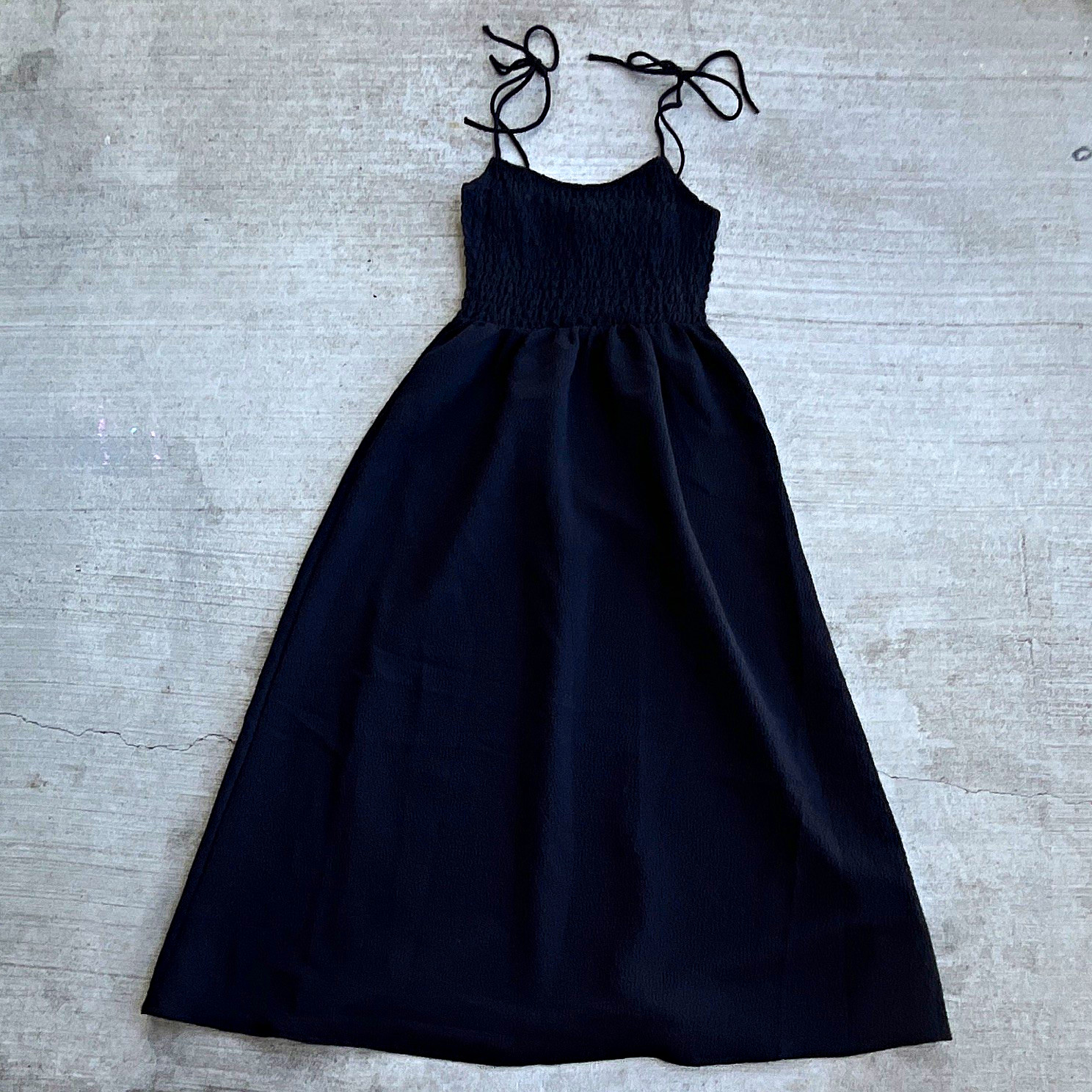 H&M Black Smocked A-Line Midi Dress Womens XS Stretch Tie Strap Capsule Wardrobe