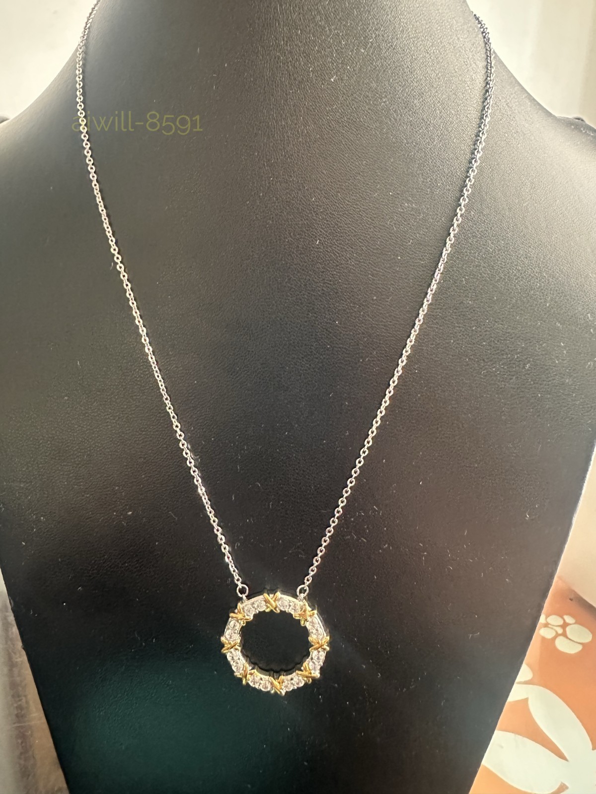 New Circle Pendant in Platinum Yellow Gold with DiamondsTlfanyco New Circle Pendant in Platinum Yellow Gold with DiamondsTlfanyco