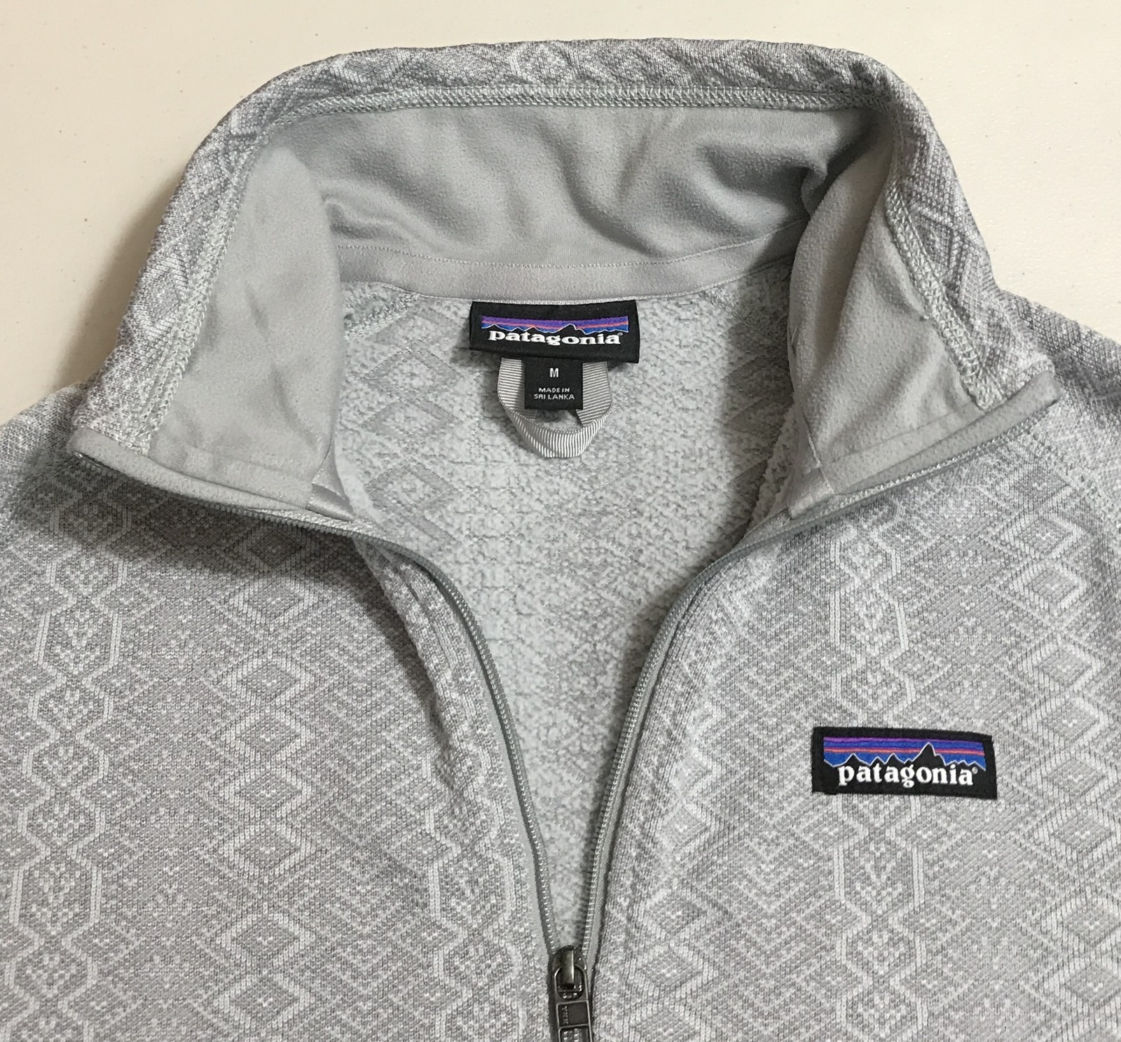 Patagonia Women\'s Better Sweater 1/4 Zip Pullover Grey Geometric Jacquard Size M Patagonia Women\'s Better Sweater 1/4 Zip Pullover Grey Geometric Jacquard Size M