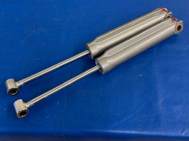 Volvo Penta 3857470 Tilt Trim Cylinders Ram Set SX-M DP-SM Sterndrive Fresh NICE