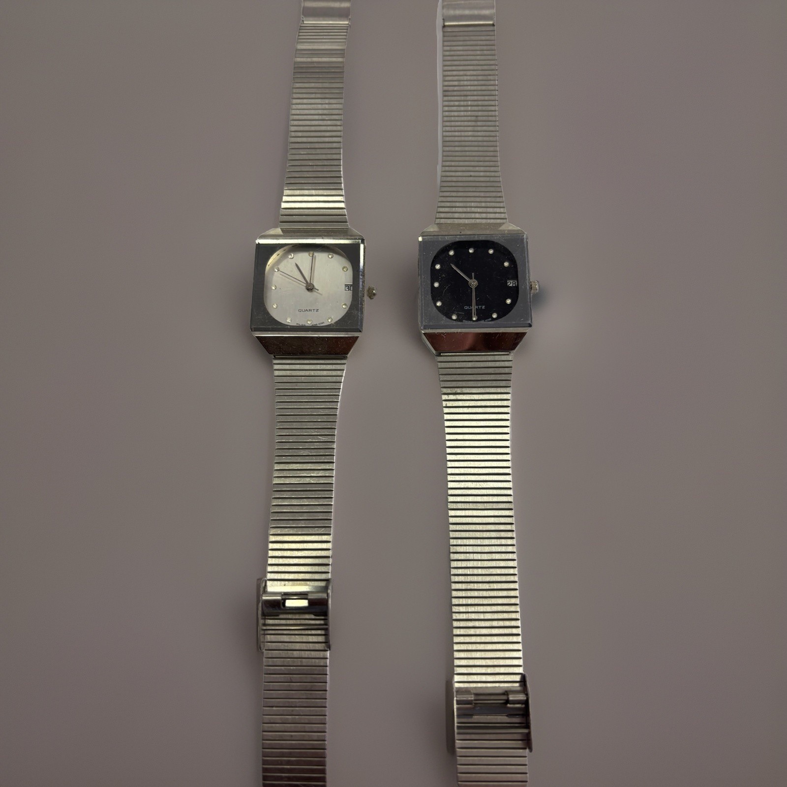 Dia-Star Style Date Quartz Unisex VINTAGE WRISTWATCH, New Battery. Jumbo