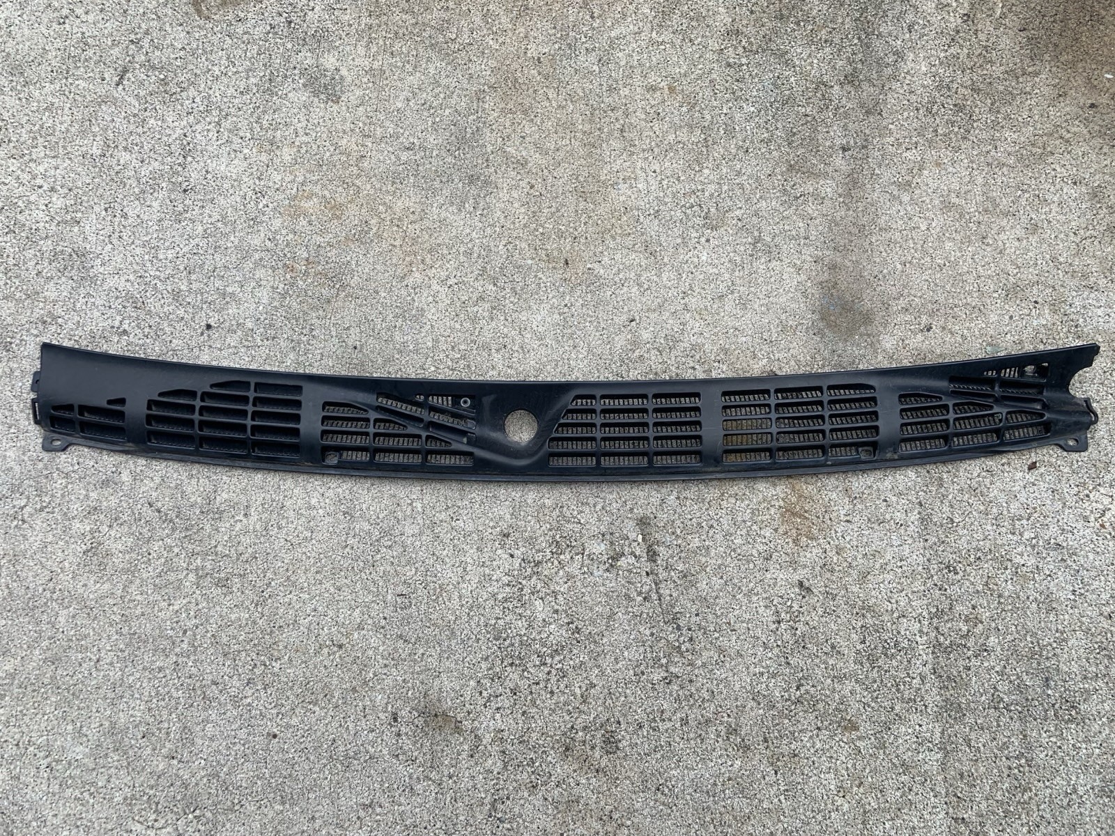 1994-2004 Chevy S10 Blazer GMC Jimmy Windshield Wiper Cowl Trim Panel 98 02