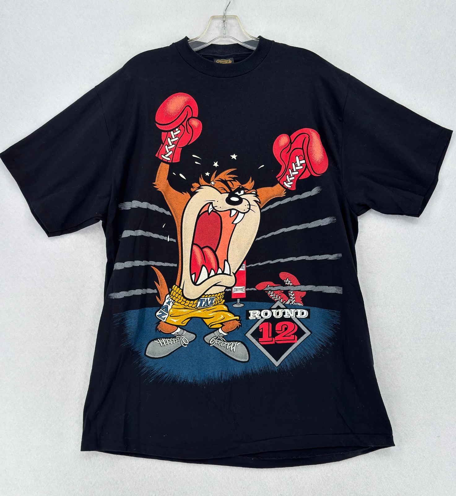 Vintage 1993 Warner Bros. Looney Tunes Tasmanian Devil Boxing Graphic T Shirt XL