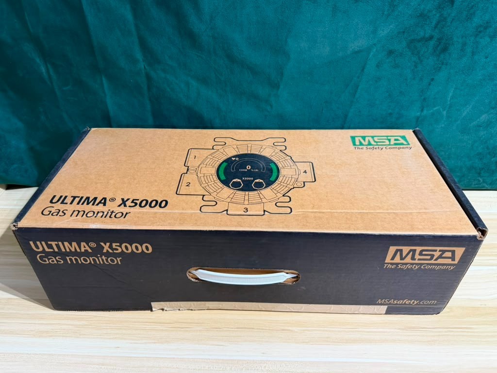 NEW MSA ULTIMA X5000 HART Gas Monitor O2 NEW IN BOX A-X5000-0-F-0-1-0-16-00-0