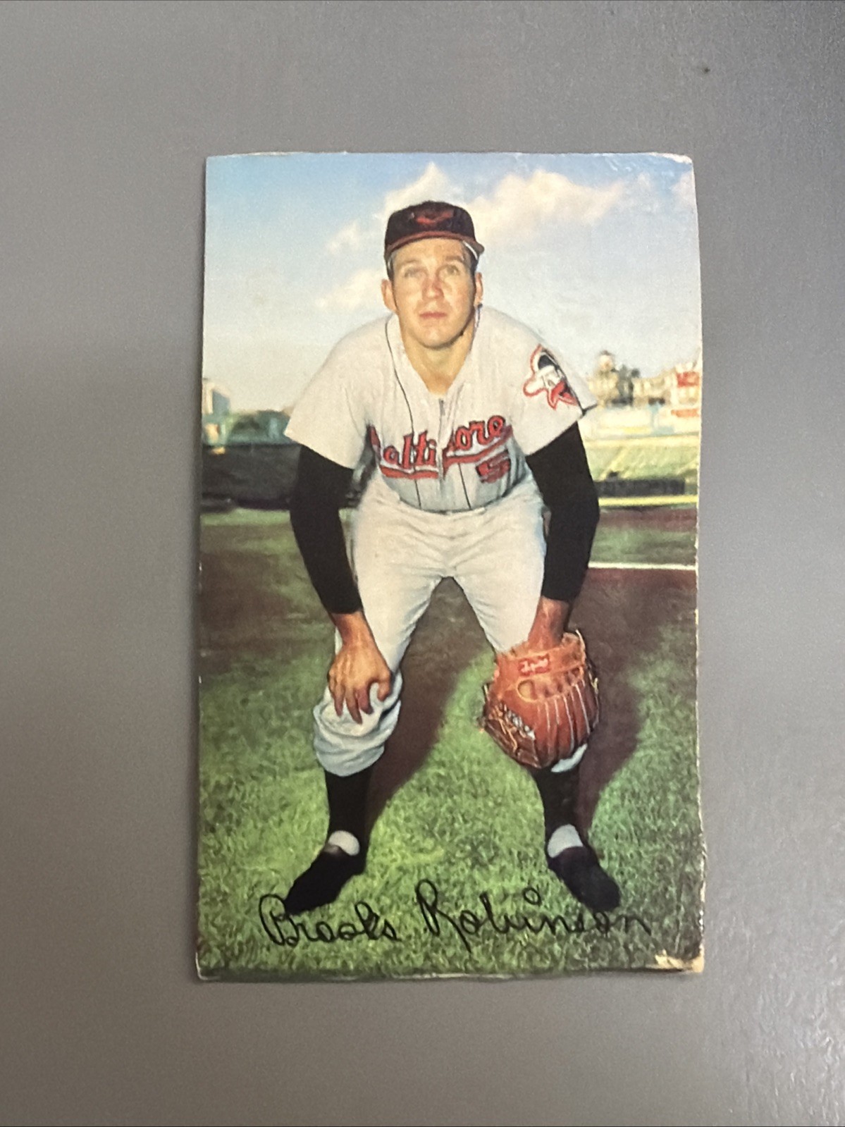 1964 Rawlings Glove Box Hand-Cut Brooks Robinson Baseball Card - Orioles - Rare