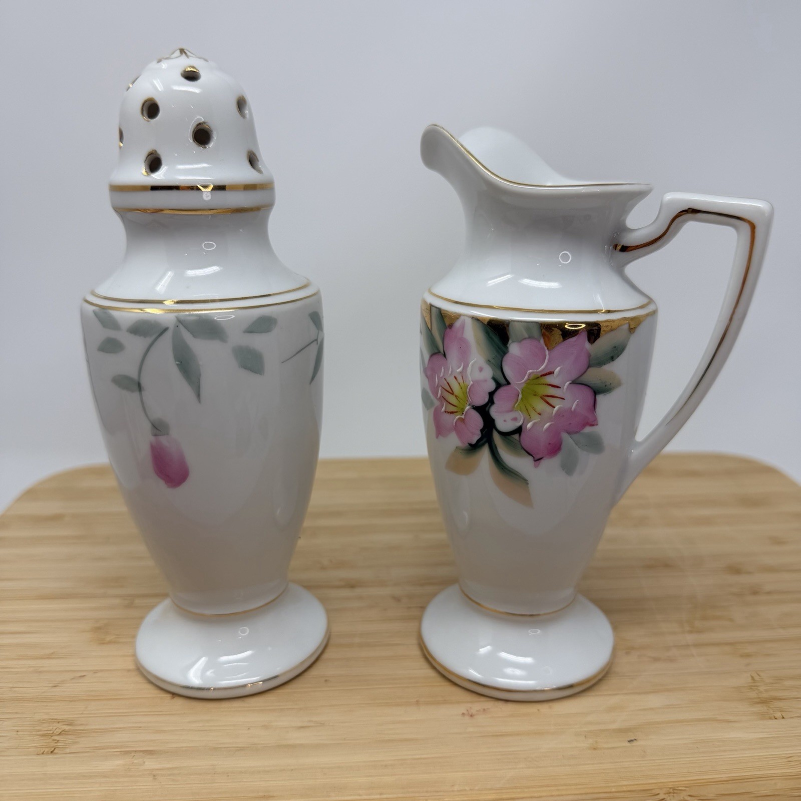 Vintage Noritake Azalea Berry Sugar Shaker & Creamer Red Stamp 19322 Japan Vintage Noritake Azalea Berry Sugar Shaker & Creamer Red Stamp 19322 Japan