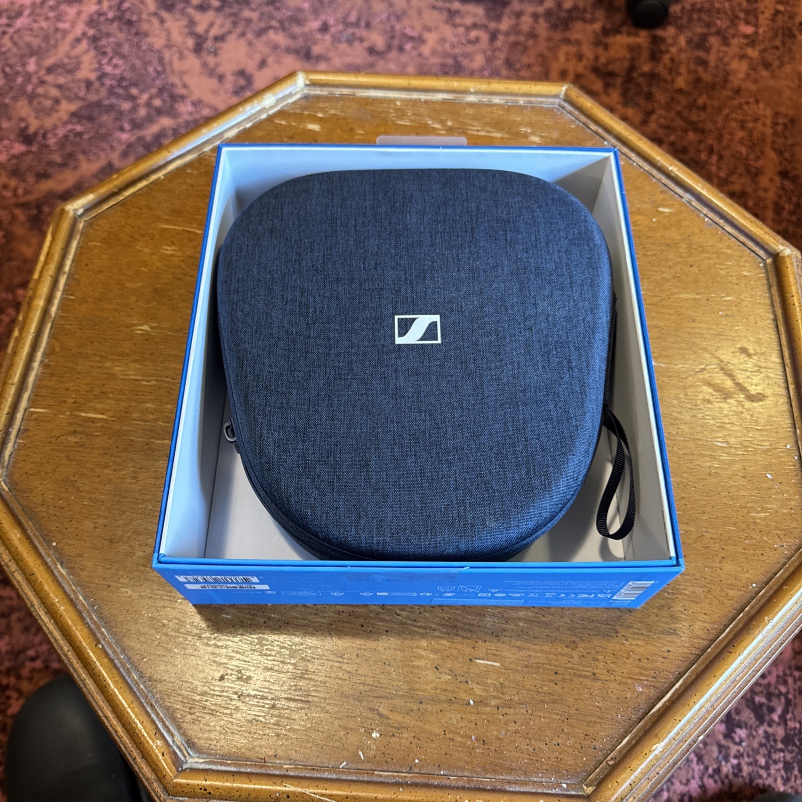 Sennheiser Momentum 4 Wireless Denim Pristine condition