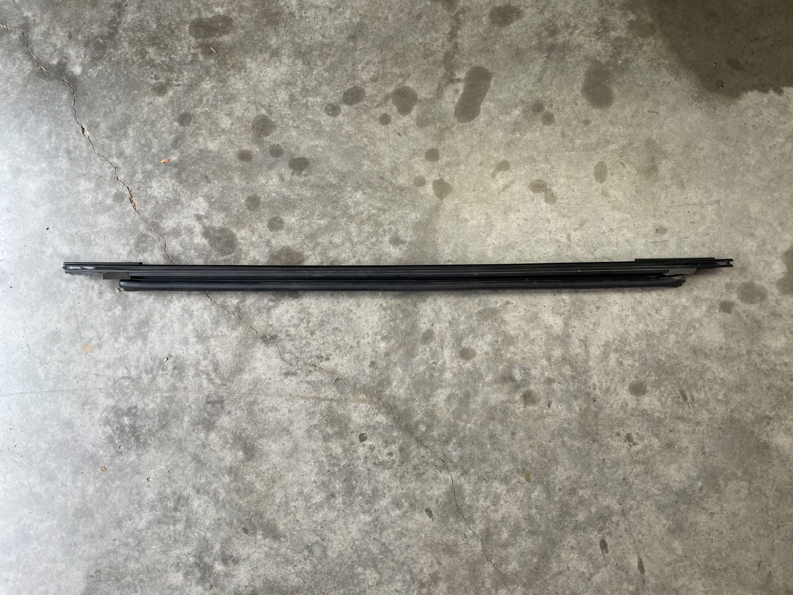 Bestop 5260101 Tailgate Bar for 07-18 Jeep Wrangler JK