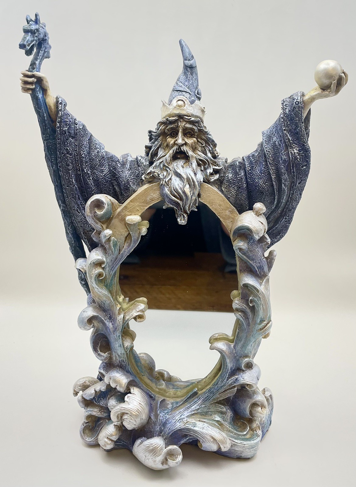 Vintage 1998 Wizards By Vandor Fantasy Standing Wizard Mirror #63050 9” Unique Vintage 1998 Wizards By Vandor Fantasy Standing Wizard Mirror #63050 9” Unique