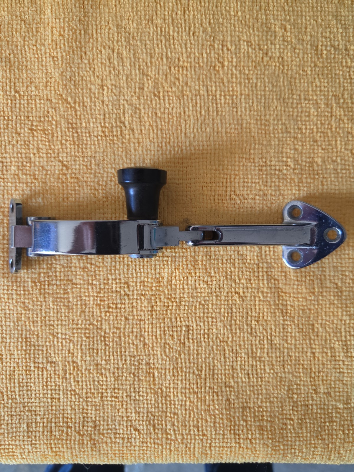 Porsche 356 B/C Rear Quarter Window Latch (1) RIGHT 64454304230 Porsche 356 B/C Rear Quarter Window Latch (1) RIGHT 64454304230