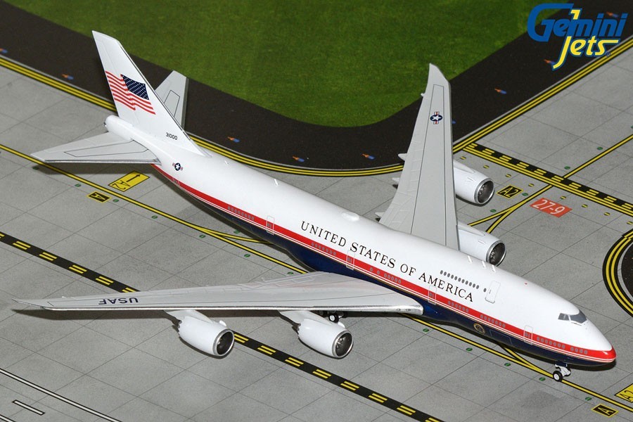 Boeing VC-25B New Air Force One GJAFO2401 Gemini Jets Scale 1:400 IN STOCK