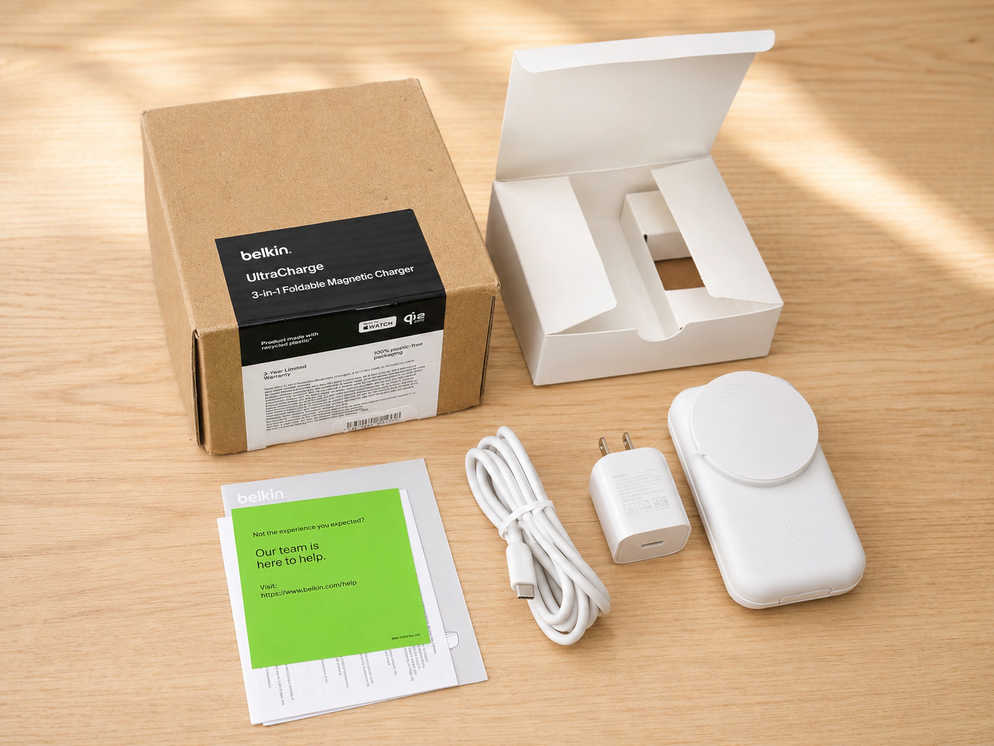 Belkin Qi2.2 25W Wireless 3 in 1 Foldable Fast Charging Station for Iphone NEW Belkin Qi2.2 25W Wireless 3 in 1 Foldable Fast Charging Station for Iphone NEW