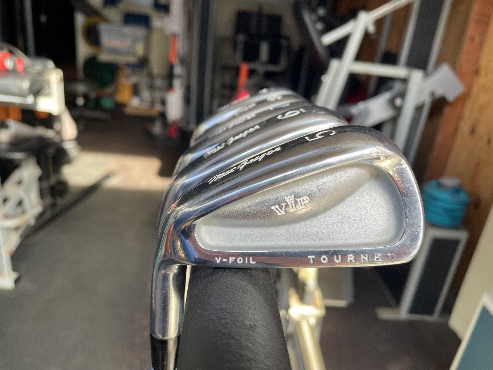 MacGregor Tourney VIP V-Foil Forged 1025c irons 5-9 MacGregor Tourney VIP V-Foil Forged 1025c irons 5-9