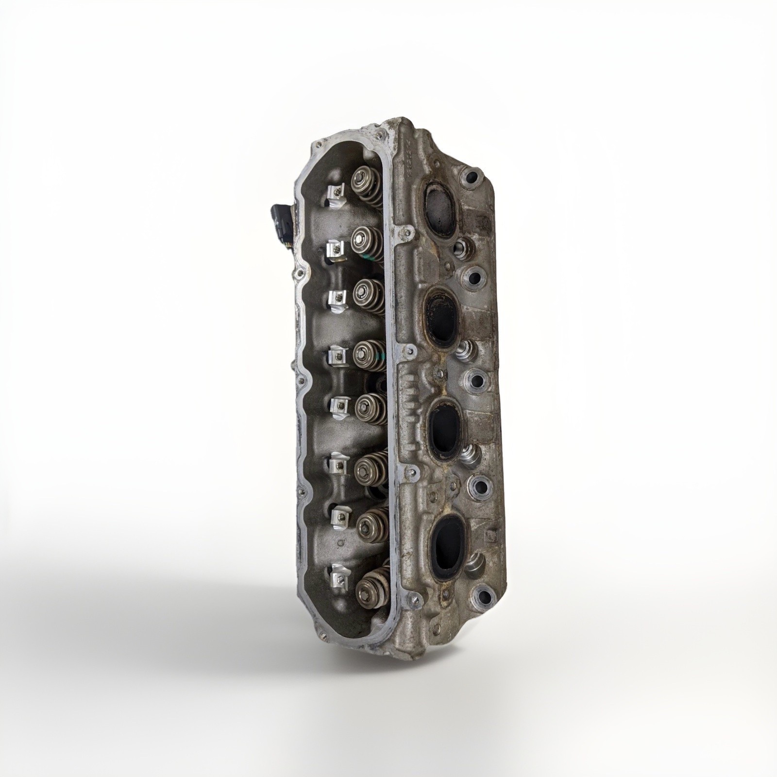2014-2020 Silverado 1500 5.3L Left Cylinder Head OEM 12620214 4WD