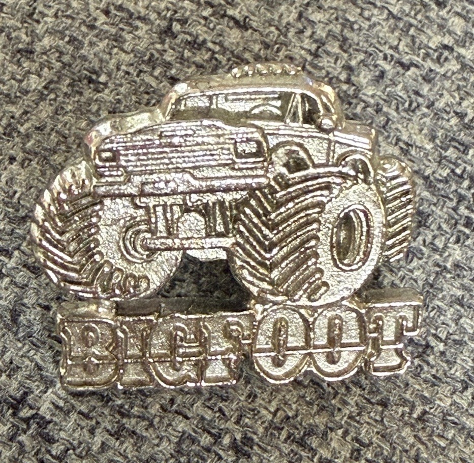 Vintage Bigfoot Monster Truck 4x4 Pin 1980s metal Pin Made in USA Diecast Vintage Bigfoot Monster Truck 4x4 Pin 1980s metal Pin Made in USA Diecast