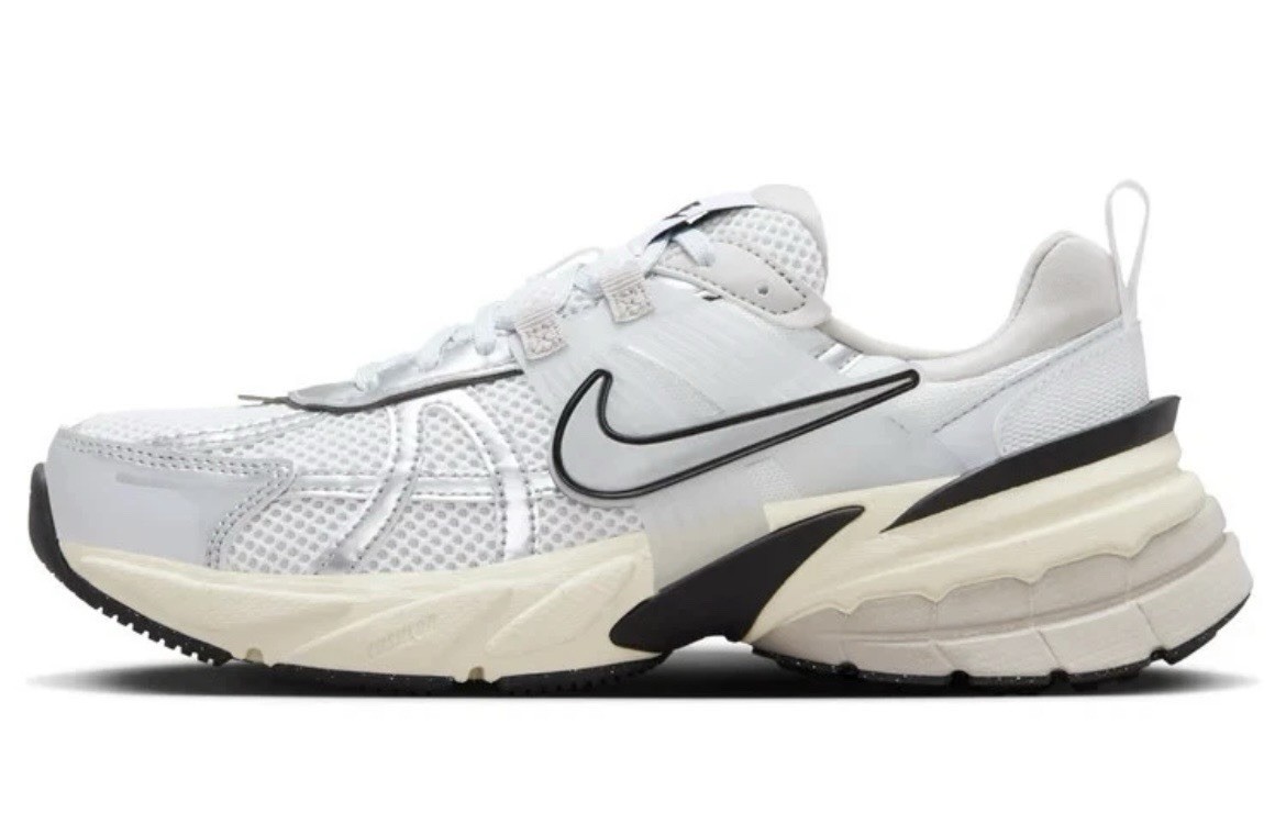 Nike V2K Run Summit White Metallic Running Workout FD0736-100 Women\'s Multi Size