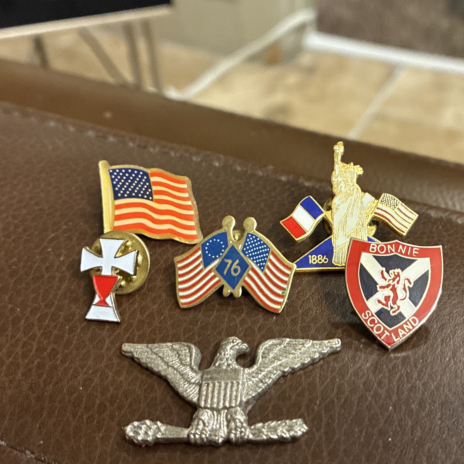 Vintage Patriotic Lapel Pin Lot 1976 Bicentennial Statue Liberty Scotland Eagle