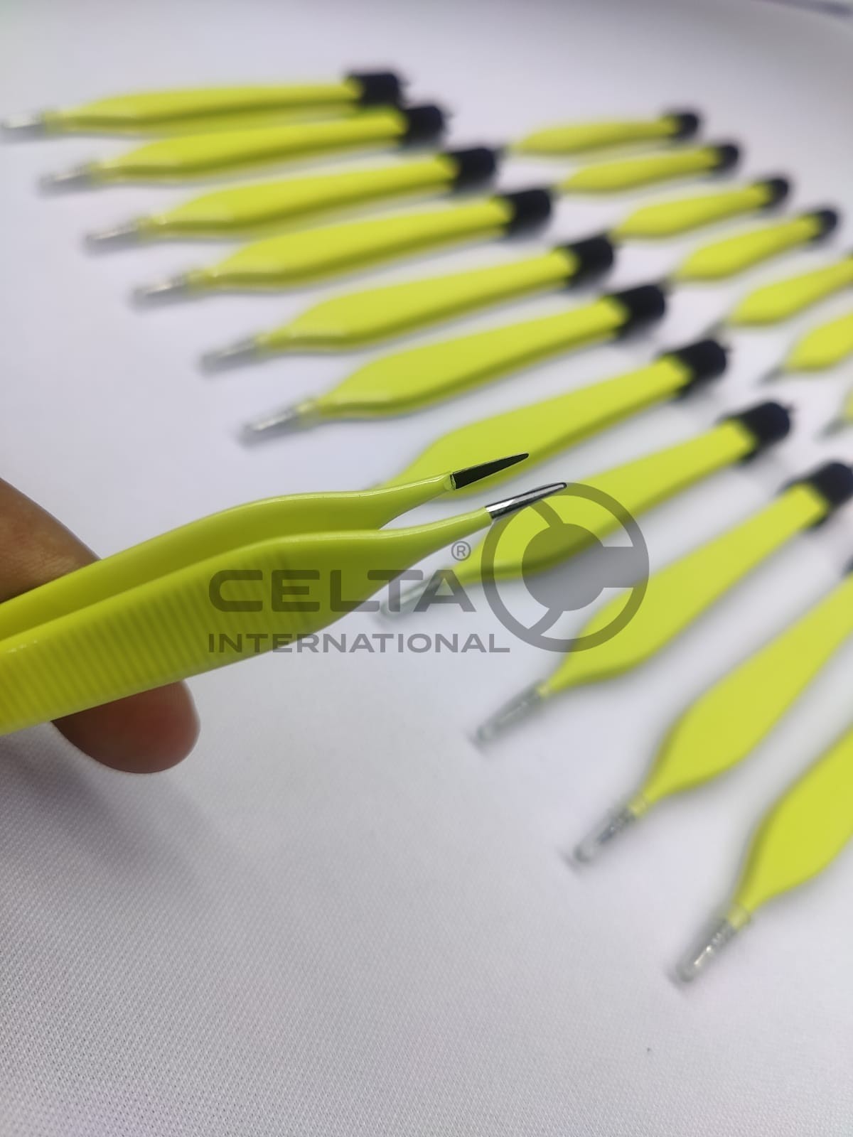 Disposable Yellow Bipolar Adson Forceps 24 Pcs Set Disposable Yellow Bipolar Adson Forceps 24 Pcs Set