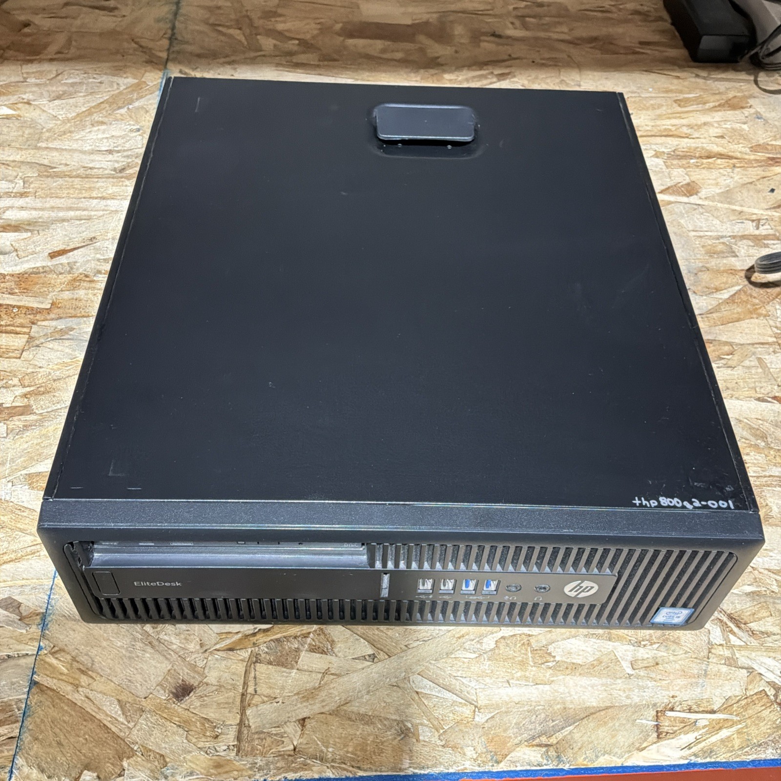 HP EliteDesk 800 G2 SFF | Intel i5 6500 | 8GB RAM | 500 GB HD | Windows 10 HP EliteDesk 800 G2 SFF | Intel i5 6500 | 8GB RAM | 500 GB HD | Windows 10
