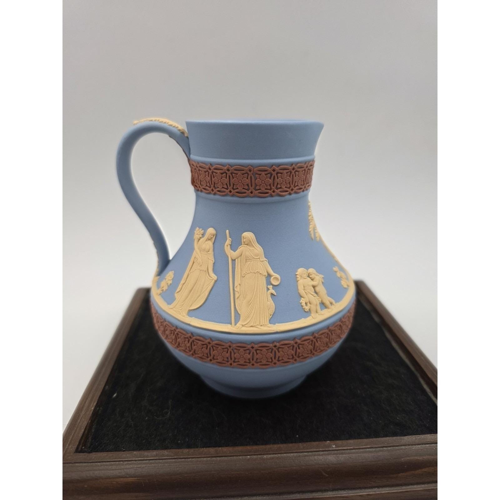 Rare Wedgwood Tricolor Jasperware Blue Creamer Pitcher Relief  England VTG