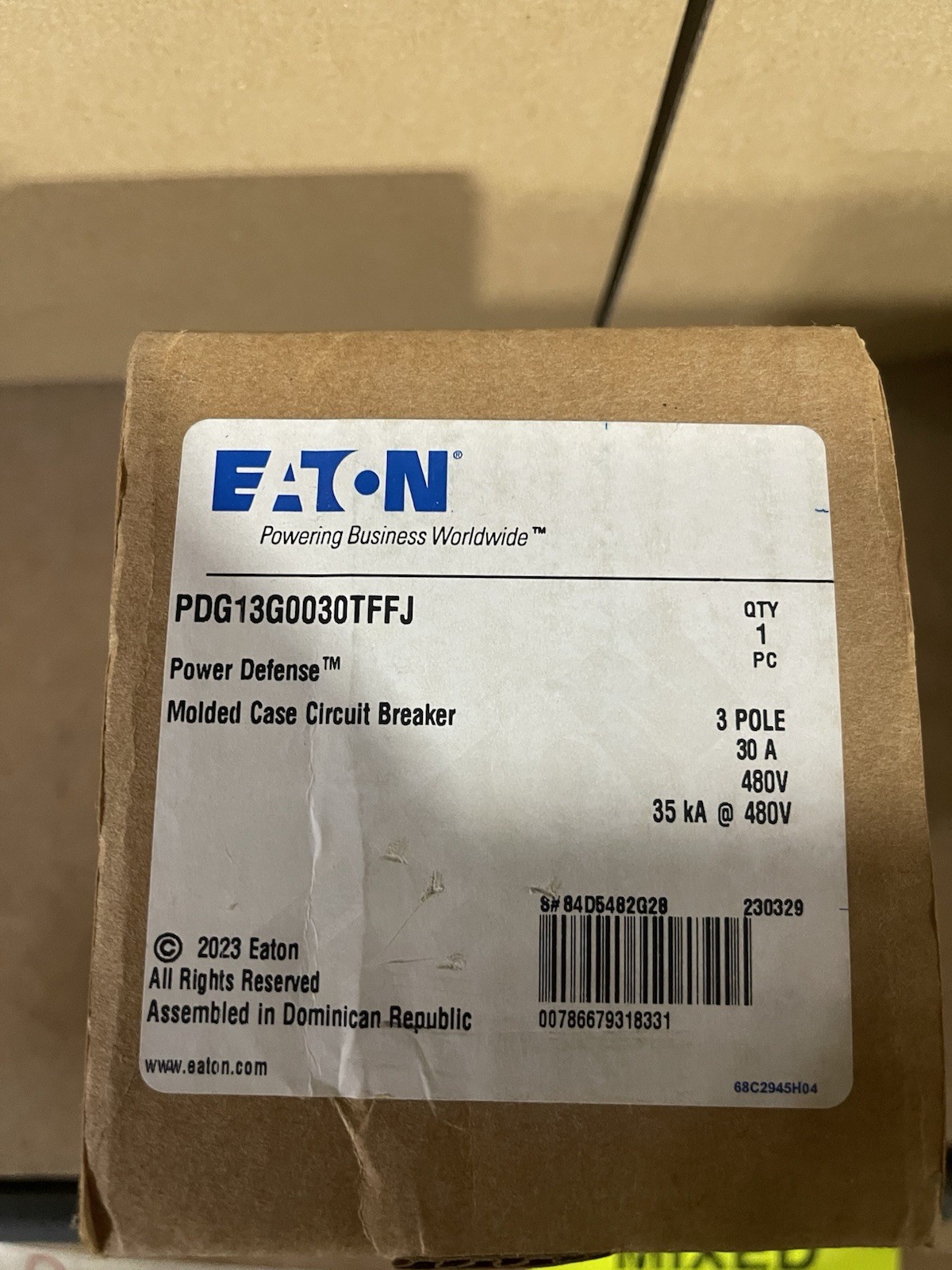 Eaton PDG13G0030TFFJ Power Defense 3 Pole 30A Molded Case Circuit Breaker Eaton PDG13G0030TFFJ Power Defense 3 Pole 30A Molded Case Circuit Breaker