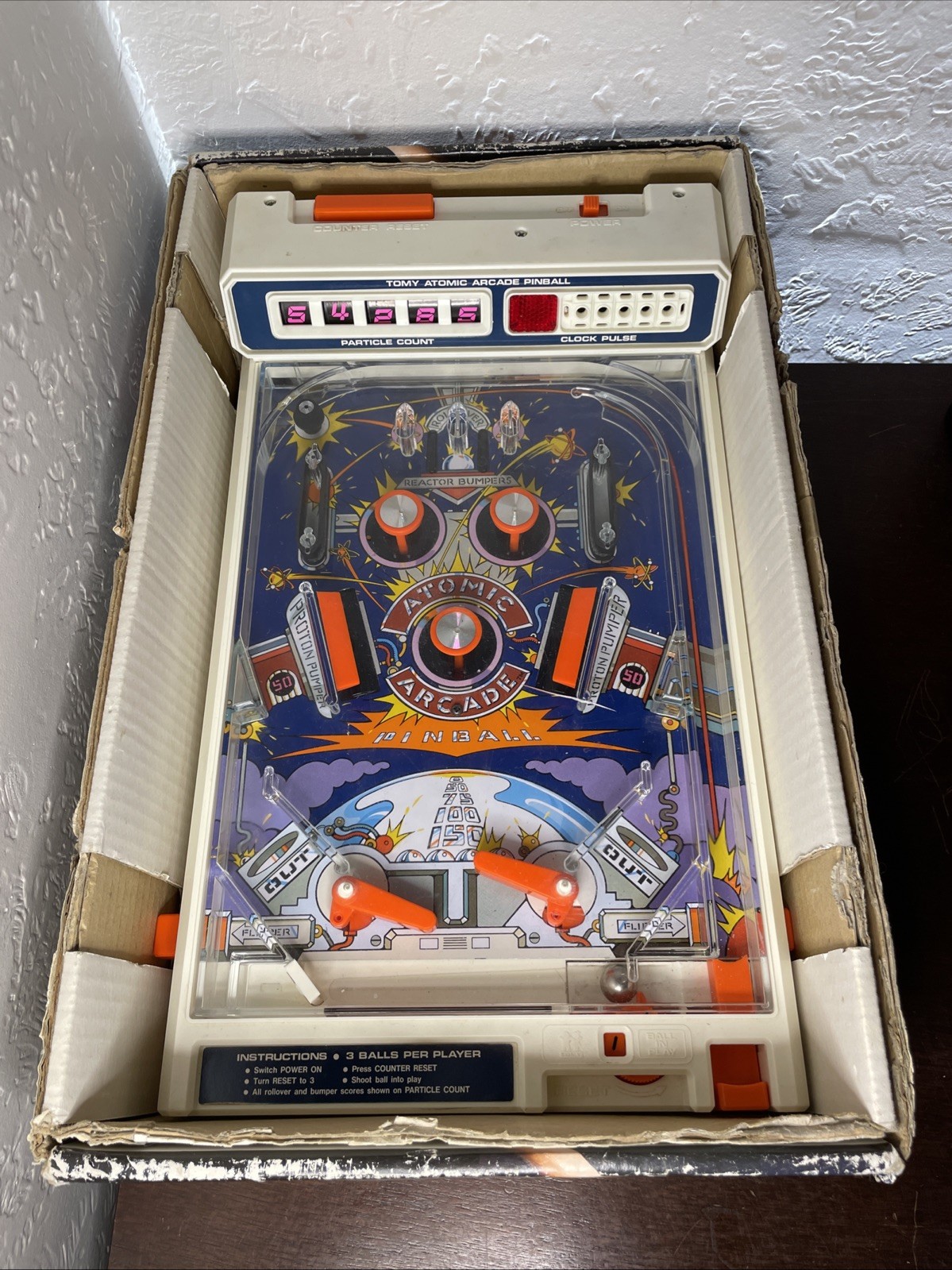 Vintage TOMY 1979 Atomic Arcade Electronic Pinball Machine Full w/ box Untested